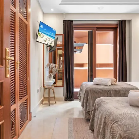 Mar Azul Beachfront Apartment *